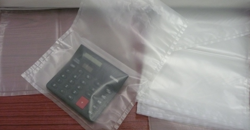 HDPE Films with Permanent Antistatic Agent (PAS)